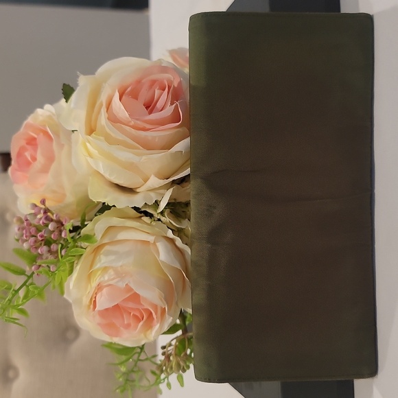 Authentic Prada Tessuto wallet with authenticity card - Picture 3 of 11